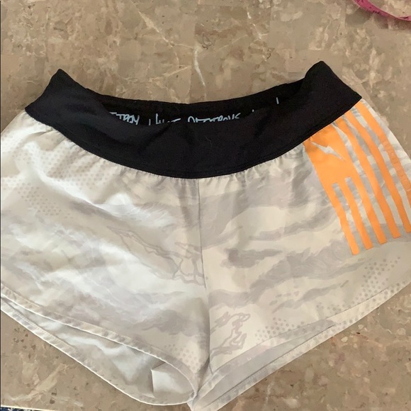 Reebok Pants - Reebok CrossFit shorts size Xs